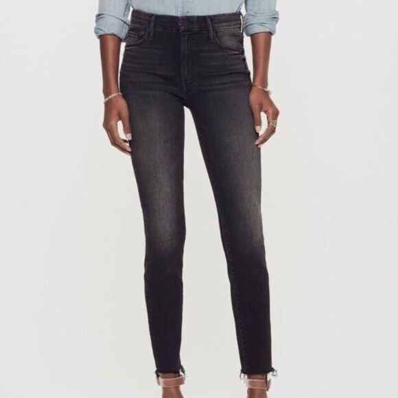 MOTHER High Waisted Looker Ankle Fray Jeans Night Hawk Distressed EUC SZ 25 - Picture 12 of 13